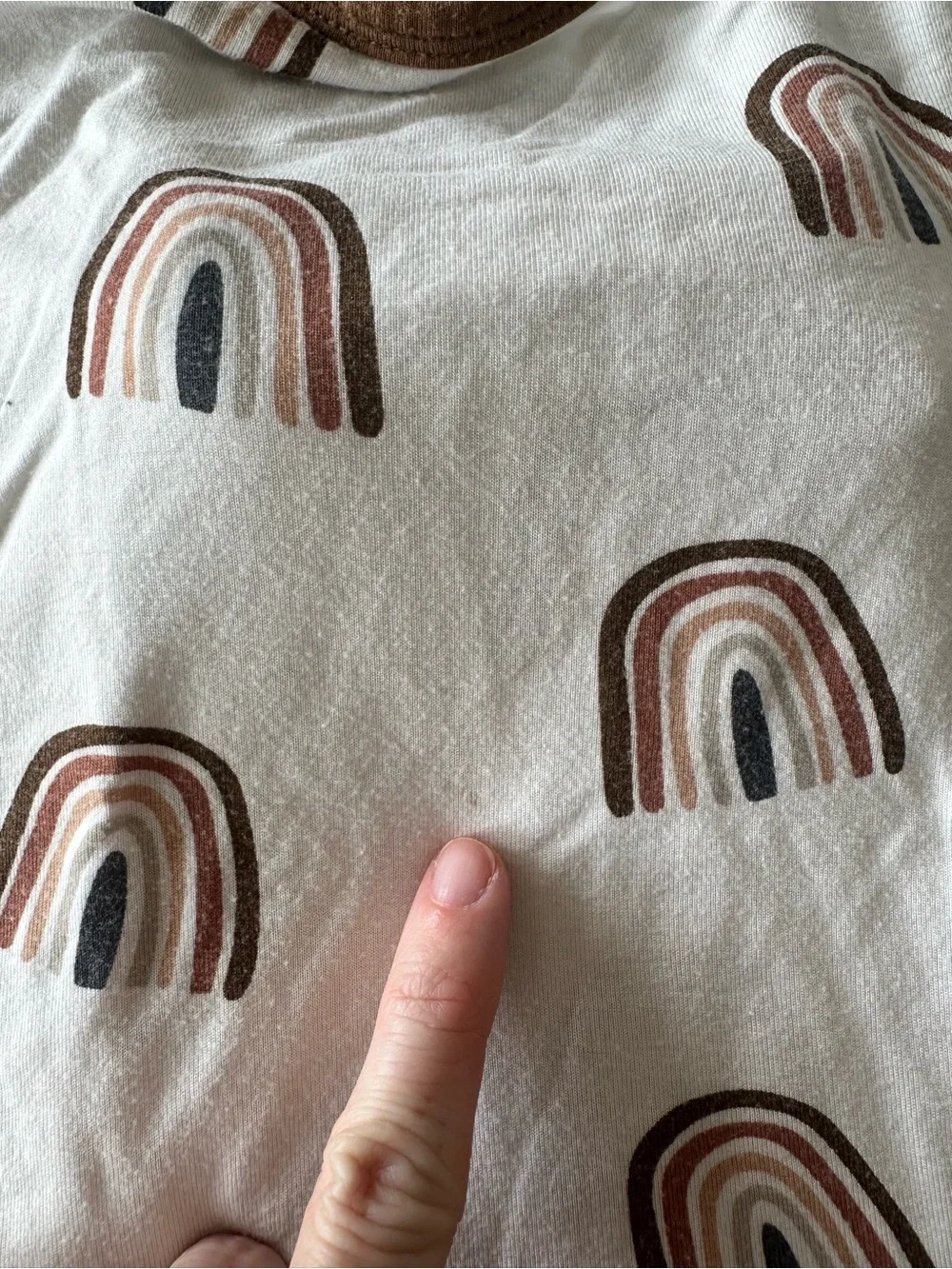 Kyte BABY Pajama Set with neutral Brown Rainbow Print